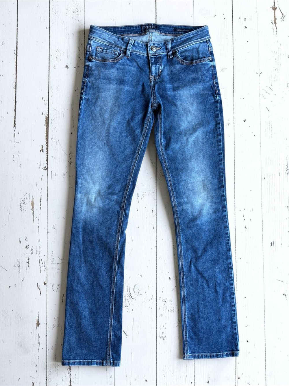 GUESS Starlet Straight Jeans Size 28 Medium Wash Low Rise Embellished Pocket